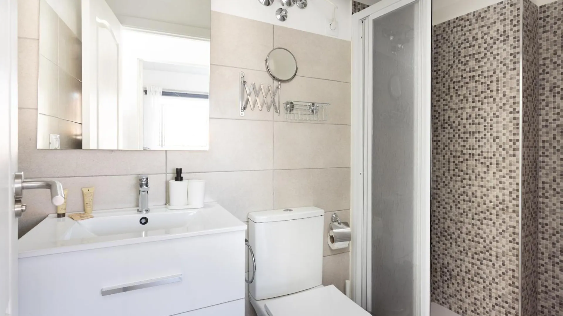 Top New Apartment Center Los Cristianos Arona  Spagna
