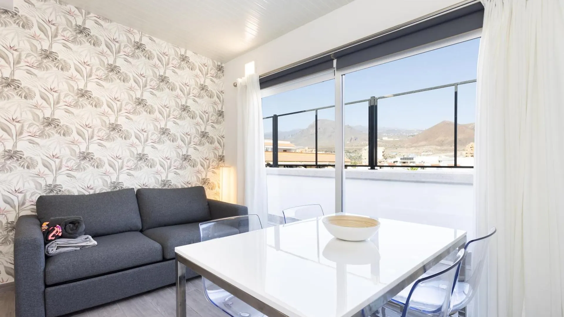 Top New Apartment Center Los Cristianos Arona
